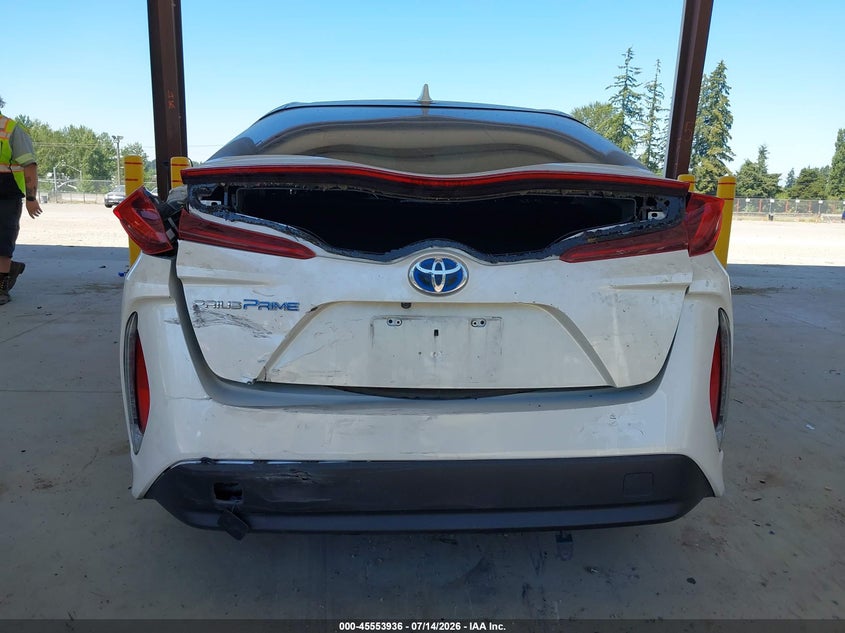 2018 Toyota Prius VIN JTDKARFP3J3082014 IAAI salvage auction — REAR END, Salvage Title, sold $6,800 on 2026-07-24 (photo 6)