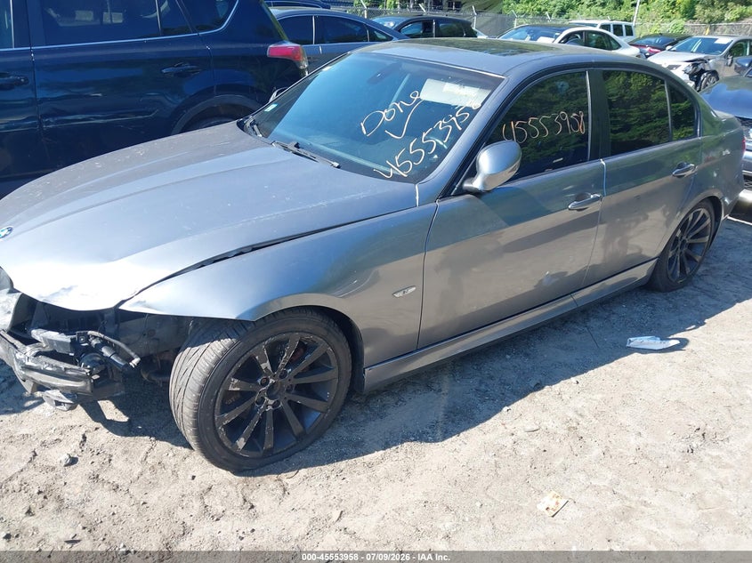 2009 BMW 3 series VIN WBAPK53599A514866 IAAI salvage auction — FRONT END, Clear (Massachusetts), sold $200 on 2026-08-04 (photo 2)