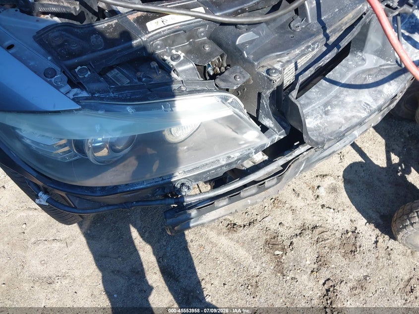 2009 BMW 3 series VIN WBAPK53599A514866 IAAI salvage auction — FRONT END, Clear (Massachusetts), sold $200 on 2026-08-04 (photo 6)