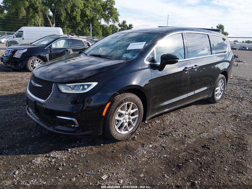 2025 Chrysler Pacifica VIN 2C4RC1BG5SR579106 IAAI salvage auction — FRONT END, Enterprise Vehicles Clear Only (Virginia), sold $13,100 on 2026-07-09 (photo 2)