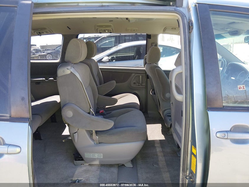2005 Toyota Sienna VIN 5TDZA23C05S222998 IAAI salvage auction — LEFT REAR, Salvage (California), sold $1,050 on 2026-07-29 (photo 8)