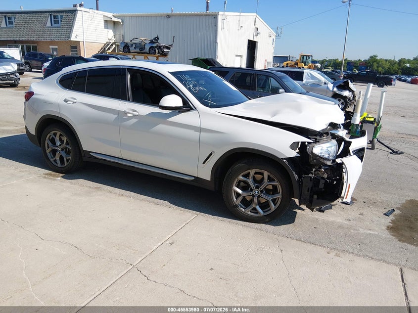 2020 BMW X4 VIN 5UX2V1C03LLE67221 — IAAI salvage auction photo