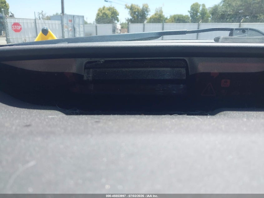 2007 Toyota Prius VIN JTDKB20U277674377 IAAI salvage auction — NORMAL WEAR, Clear-Dealer Only (Arizona), sold $400 on 2026-07-28 (photo 7)