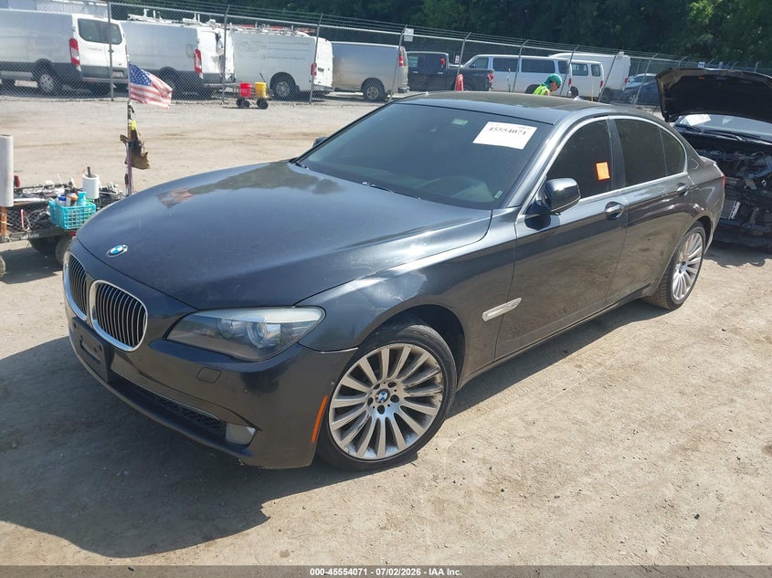 2012 BMW 7er VIN WBAKC6C56CC397112 IAAI salvage auction — ENGINE BURN, Clear (Virginia), sold $375 on 2026-07-28 (photo 2)