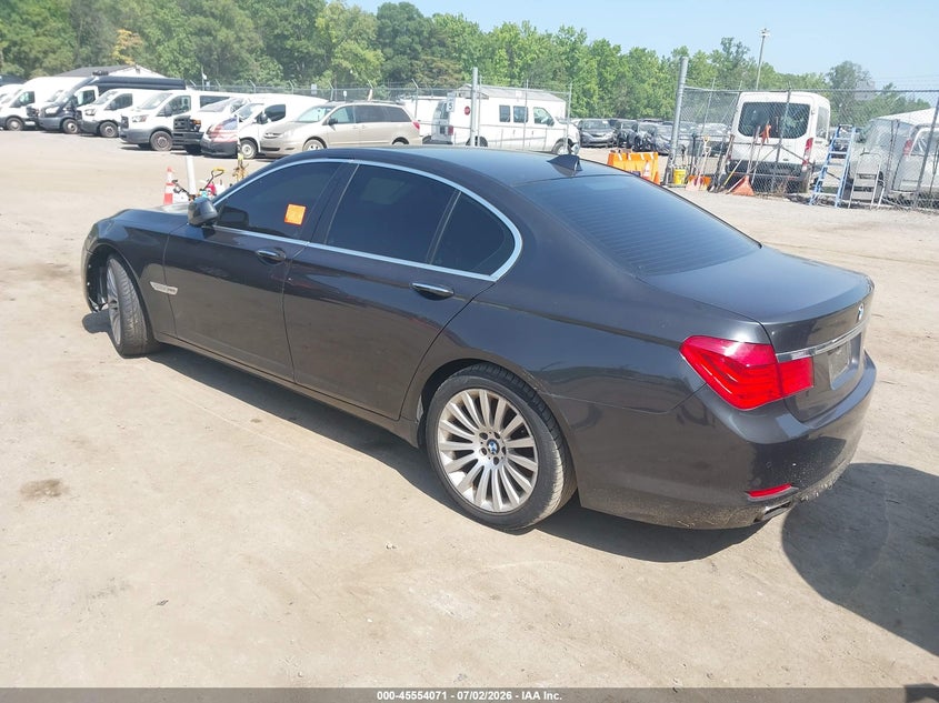 2012 BMW 7er VIN WBAKC6C56CC397112 IAAI salvage auction — ENGINE BURN, Clear (Virginia), sold $375 on 2026-07-28 (photo 3)