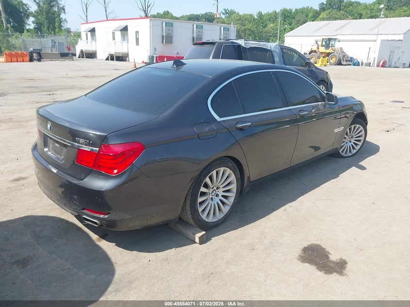 2012 BMW 7er VIN WBAKC6C56CC397112 IAAI salvage auction — ENGINE BURN, Clear (Virginia), sold $375 on 2026-07-28 (photo 4)