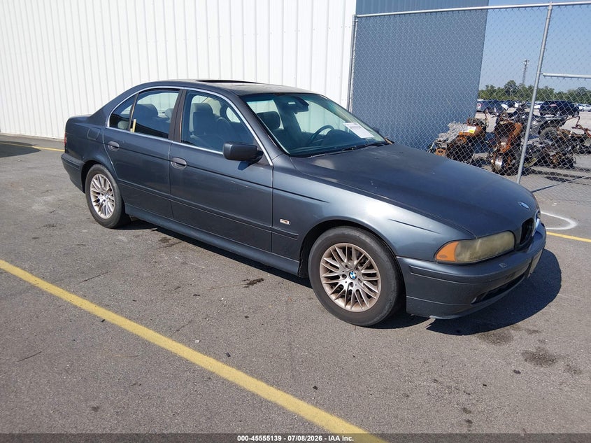 2001 BMW 5 series VIN WBADT63421CF04267 IAAI salvage auction — NORMAL WEAR, Repossession Paperwork (South Carolina), sold $650 on 2026-08-19 (photo 1)