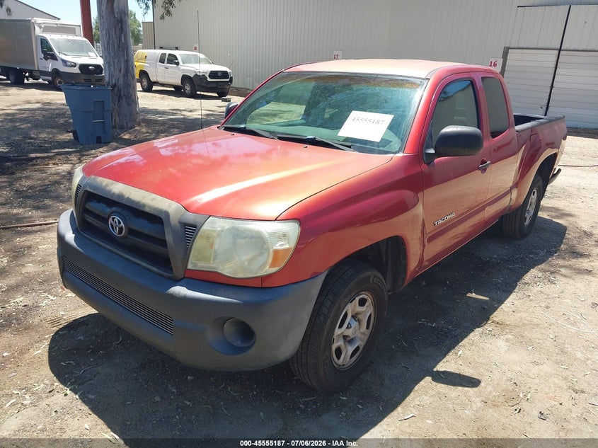 2007 Toyota Tacoma VIN 5TETX22NX7Z453825 IAAI salvage auction — REAR END, Salvage (California), sold $3,625 on 2026-07-28 (photo 2)