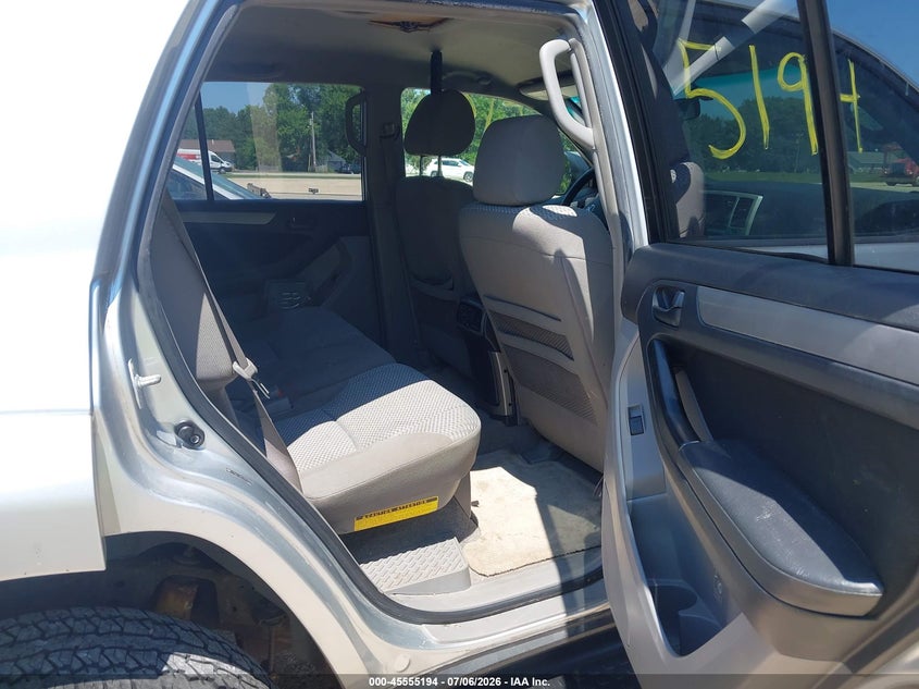 2007 Toyota 4runner VIN JTEBU14R670121018 IAAI salvage auction — REAR END, Clear (Wisconsin), sold $1,900 on 2026-07-23 (photo 8)