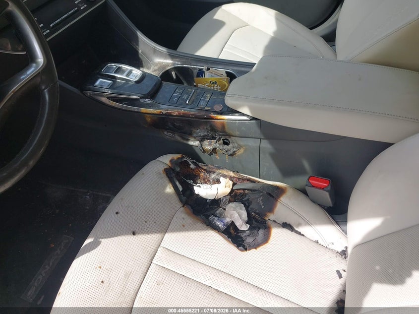 2022 Hyundai Sonata VIN KMHL34J20NA197292 IAAI salvage auction — Burn Interior, Salvage (Indiana), sold $3,150 on 2026-07-25 (photo 6)