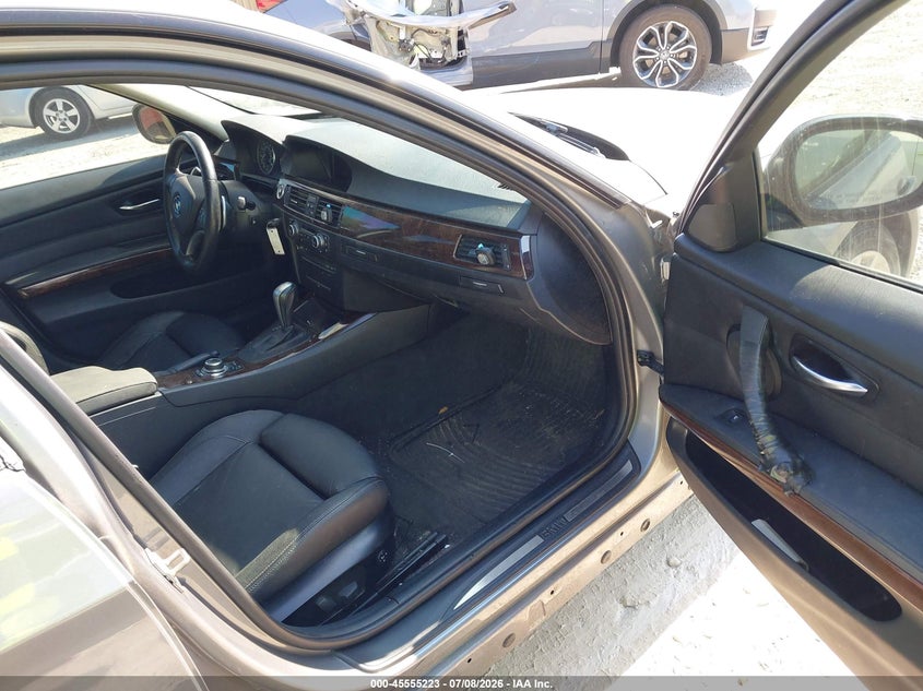 2011 BMW 3 series VIN WBAPK5C57BF123823 IAAI salvage auction — NORMAL WEAR, Clear (Texas), sold $900 on 2026-07-28 (photo 5)