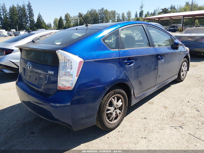 2011 Toyota Prius VIN JTDKN3DU1B1381430 IAAI salvage auction — NORMAL WEAR, Clear (Washington), sold $3,375 on 2026-07-15 (photo 4)