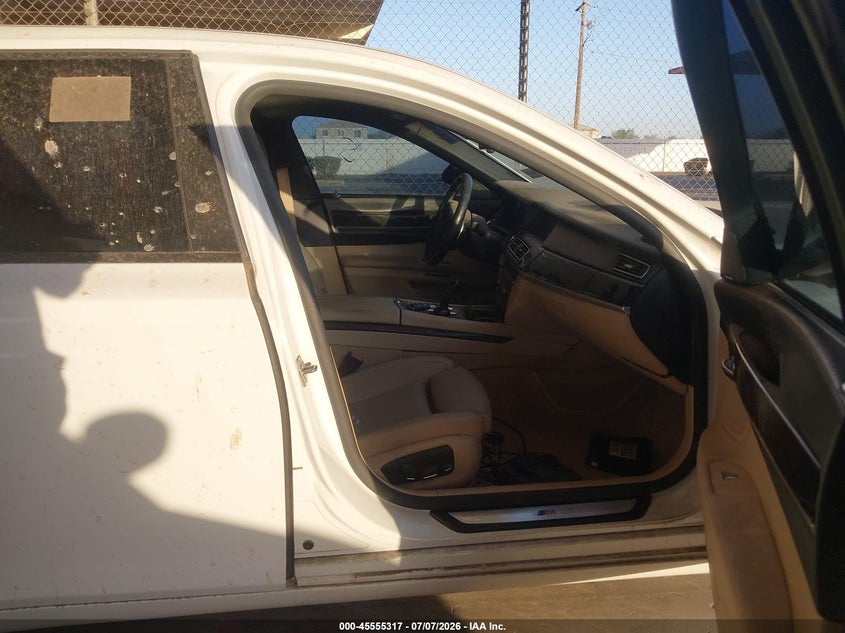 2015 BMW 7er VIN WBAYE8C5XFD781599 IAAI salvage auction — UNKNOWN, Clear (Arizona), sold $1,825 on 2026-07-28 (photo 5)