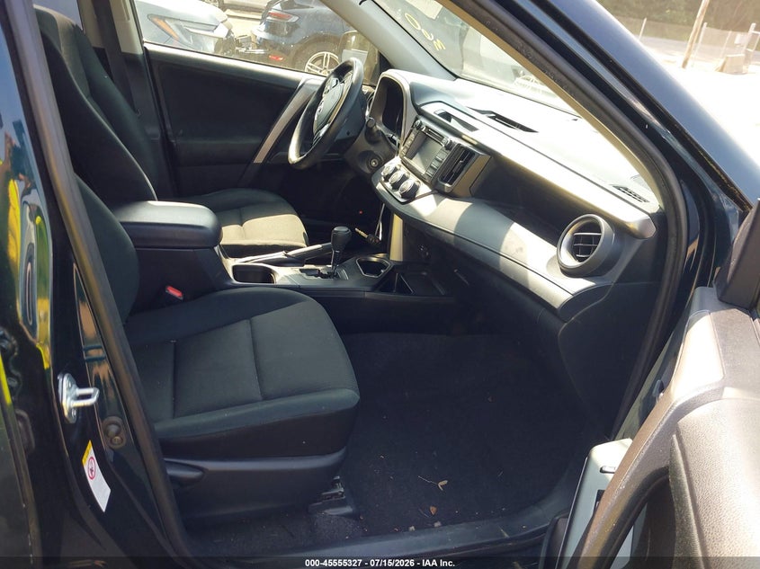 2018 Toyota Rav 4 VIN JTMBFREVXJJ252804 IAAI salvage auction — RIGHT SIDE, Salvage - 75% Or Less (Maryland), sold $5,600 on 2026-07-29 (photo 5)