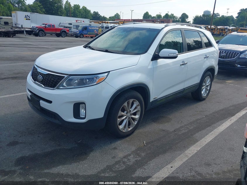 2015 Kia Sorento VIN 5XYKUDA7XFG597967 IAAI salvage auction — NORMAL WEAR, Clear (North Carolina), sold $1,750 on 2026-07-09 (photo 2)