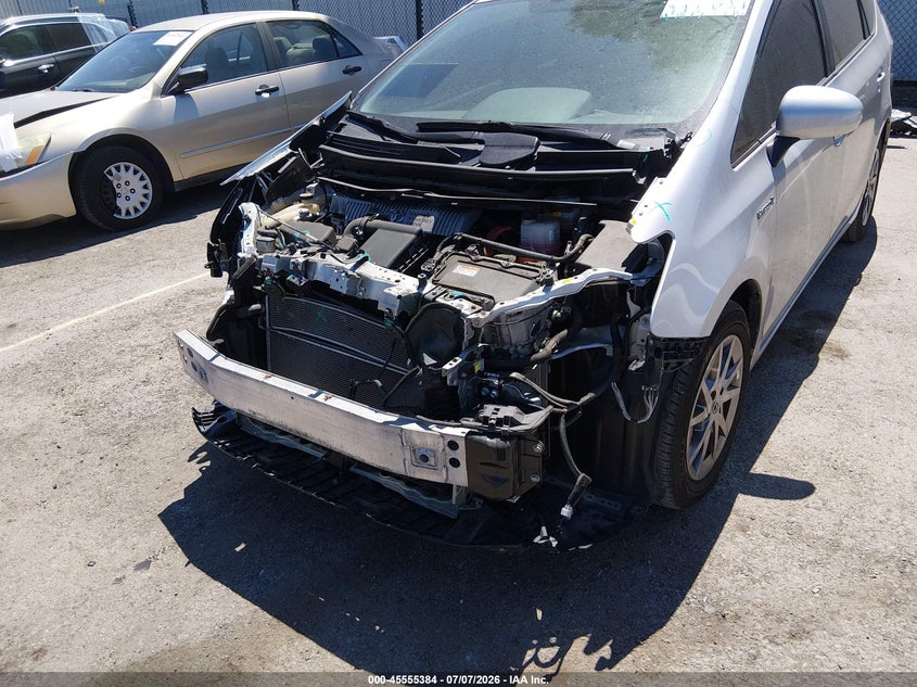2017 Toyota Prius v VIN JTDZN3EU9HJ066204 IAAI salvage auction — FRONT END, Salvage (California), sold $3,700 on 2026-07-27 (photo 6)