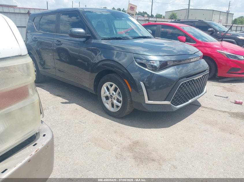 2025 Kia Soul VIN KNDJ23AU1S7259298 IAAI salvage auction — NORMAL WEAR, Clear (Florida), sold $5,000 on 2026-07-29 (photo 1)