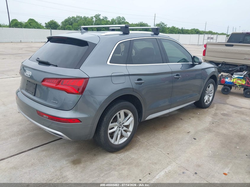 2020 Audi Q5 VIN WA1ANAFYXL2032238 IAAI salvage auction — WATER/FLOOD, Wait Title, sold $7,300 on 2026-08-28 (photo 4)