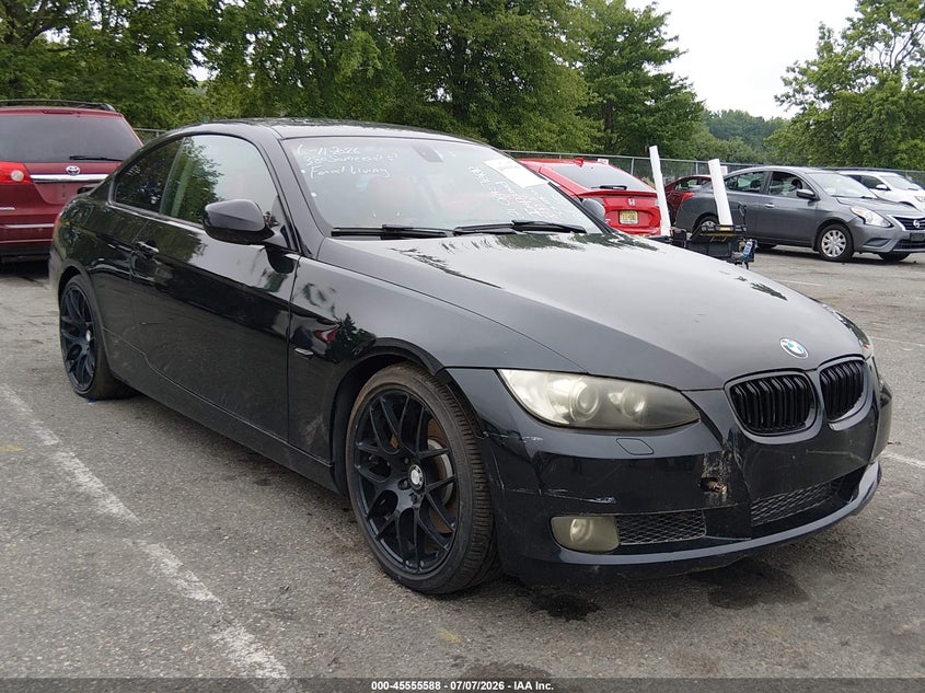 2010 BMW 3er VIN WBAWC7C50AE274818 IAAI salvage auction — REAR END, Salvage (New Jersey), sold $400 on 2026-07-31 (photo 1)