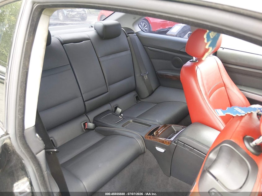 2010 BMW 3er VIN WBAWC7C50AE274818 IAAI salvage auction — REAR END, Salvage (New Jersey), sold $400 on 2026-07-31 (photo 8)