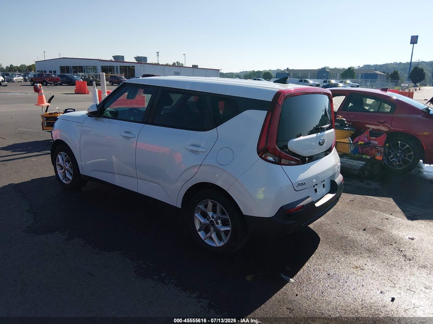 2020 Kia Soul VIN KNDJ23AU3L7718316 IAAI salvage auction — FRONT END, Salvage (Missouri), sold $1,950 on 2026-08-01 (photo 3)