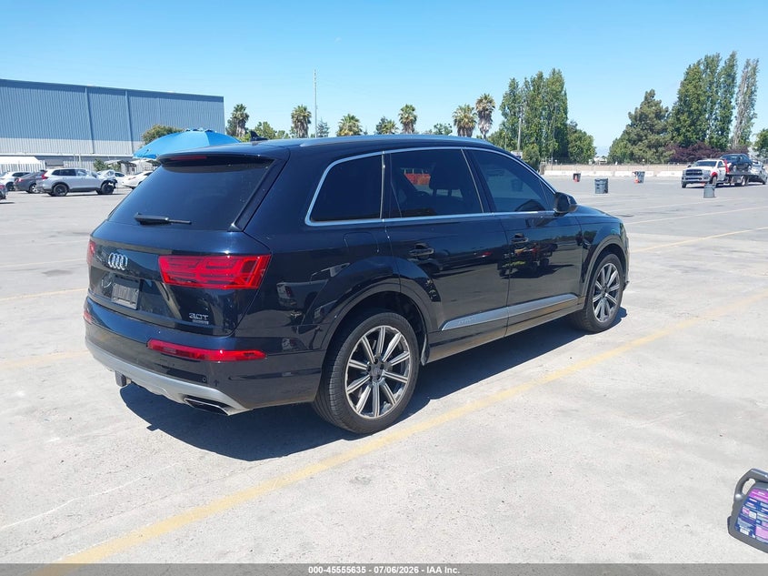 2017 Audi Q7 VIN WA1LAAF79HD019651 IAAI salvage auction — LEFT FRONT, Salvage Title, sold $4,100 on 2026-07-29 (photo 4)