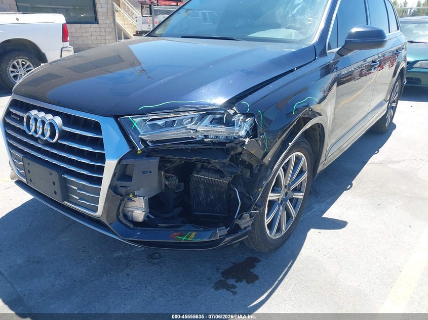 2017 Audi Q7 VIN WA1LAAF79HD019651 IAAI salvage auction — LEFT FRONT, Salvage Title, sold $4,100 on 2026-07-29 (photo 6)