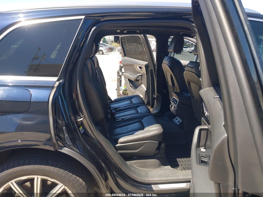 2017 Audi Q7 VIN WA1LAAF79HD019651 IAAI salvage auction — LEFT FRONT, Salvage Title, sold $4,100 on 2026-07-29 (photo 8)
