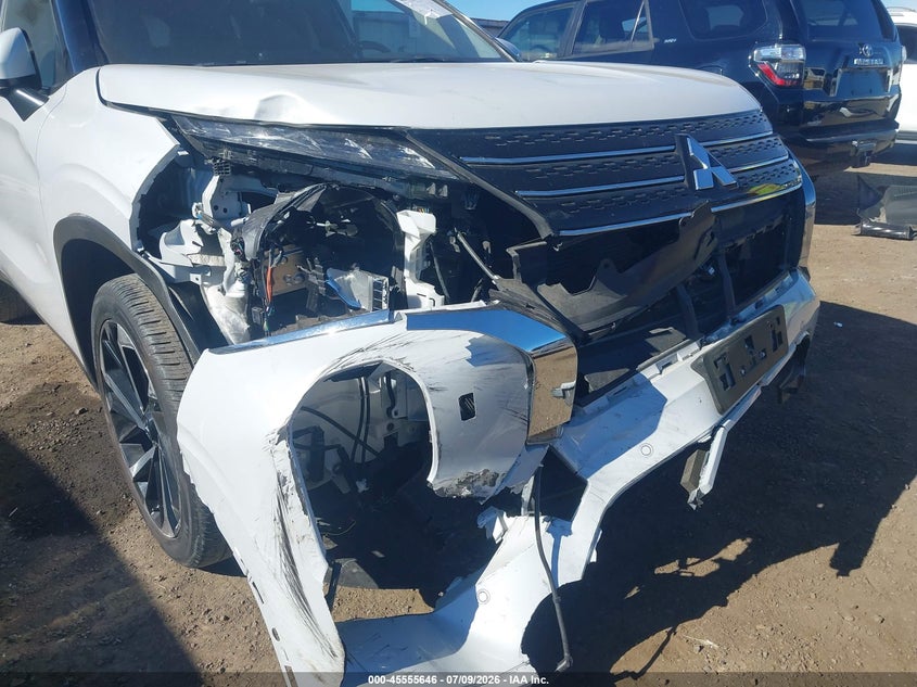 2024 Mitsubishi Outlander VIN JA4J4VA87RZ089398 IAAI salvage auction — FRONT END, Salvage Title, sold $9,200 on 2026-07-22 (photo 6)