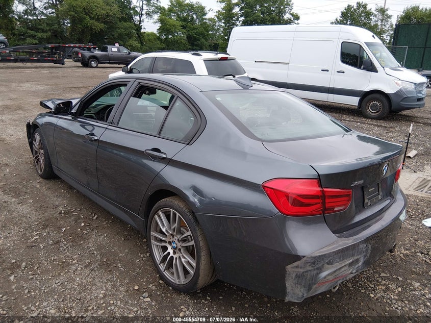 2016 BMW 3er VIN WBA8B7G56GNT14284 IAAI salvage auction — FRONT END, Salvage Title, sold $3,000 on 2026-08-25 (photo 3)