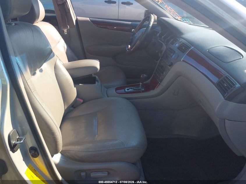 2002 Lexus Es 300 VIN JTHBF30G220031080 IAAI salvage auction — NORMAL WEAR, Clear (New Jersey), sold $575 on 2026-07-20 (photo 5)