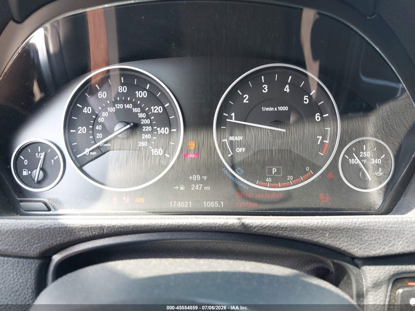 2016 BMW 3er VIN WBA8E9G58GNT81410 IAAI salvage auction — RIGHT SIDE, Wait Title, sold $1,650 on 2026-08-17 (photo 7)