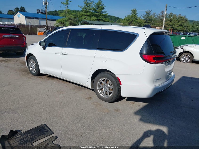 2024 Chrysler Pacifica VIN 2C4RC1BG0RR151583 IAAI salvage auction — FRONT END, Salvage (Pennsylvania), sold $6,400 on 2026-08-21 (photo 3)