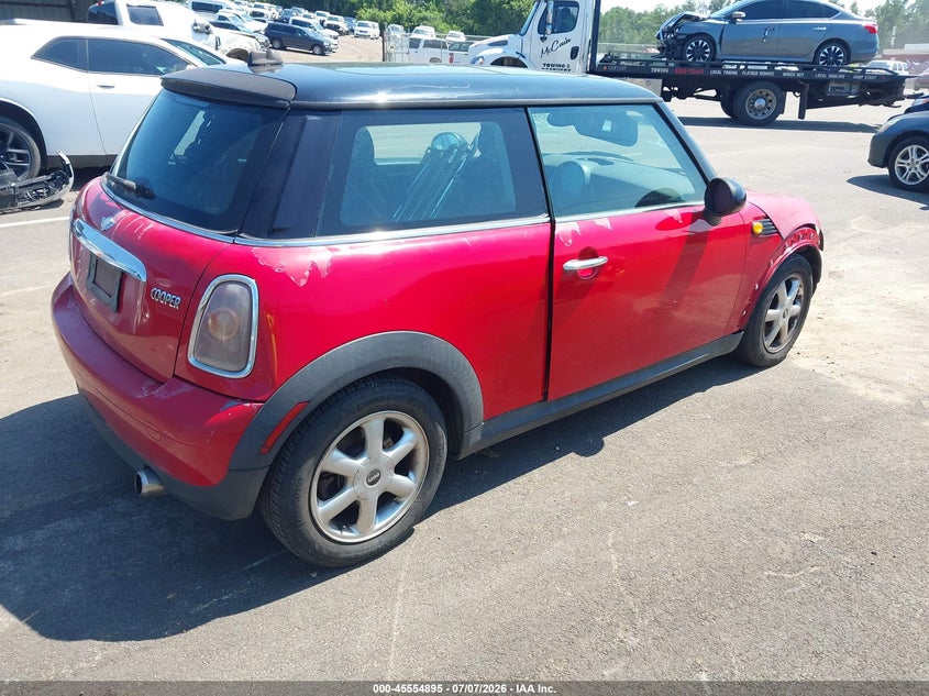 2010 Mini Cooper VIN WMWMF3C55ATZ21846 IAAI salvage auction — LEFT FRONT, Salvage (Mississippi), sold $250 on 2026-08-16 (photo 4)