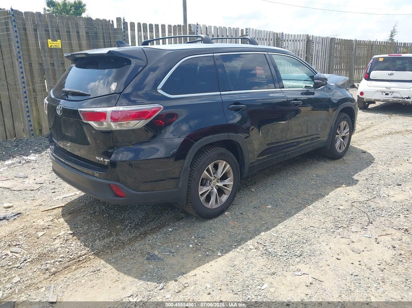 2015 Toyota Highlander VIN 5TDJKRFH7FS182821 IAAI salvage auction — FRONT END, Salvage (Virginia), sold $5,800 on 2026-07-20 (photo 4)