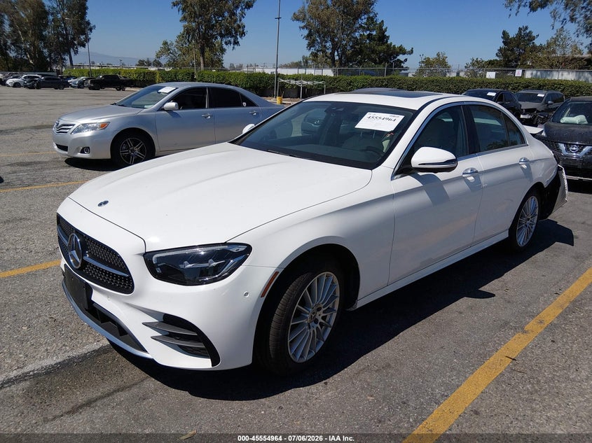 2021 Mercedes-benz E-klasse VIN W1KZF8DB3MA995170 IAAI salvage auction — REAR END, Salvage (California), sold $13,100 on 2026-07-28 (photo 2)
