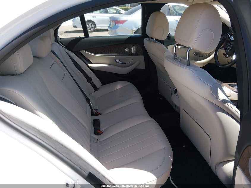 2021 Mercedes-benz E-klasse VIN W1KZF8DB3MA995170 IAAI salvage auction — REAR END, Salvage (California), sold $13,100 on 2026-07-28 (photo 8)