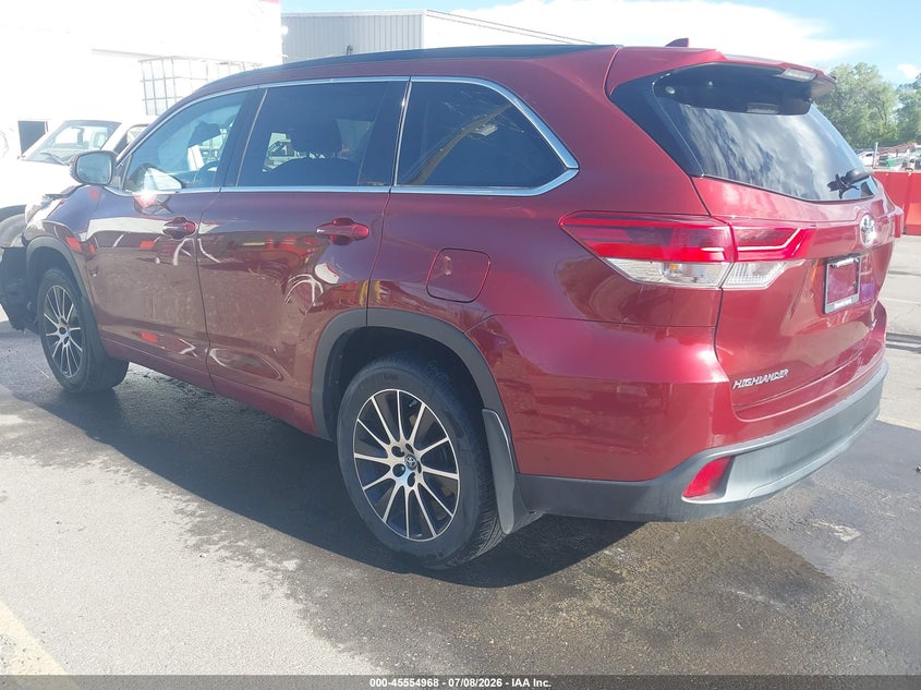 2017 Toyota Highlander VIN 5TDJZRFH3HS359699 IAAI salvage auction — FRONT END, Salvage Title, sold $6,500 on 2026-08-02 (photo 3)