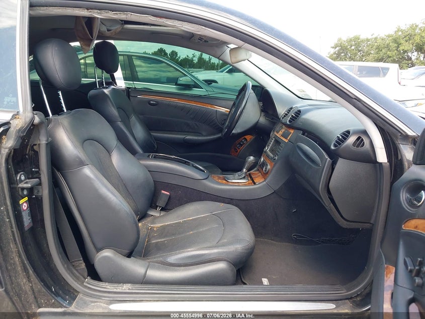2008 Mercedes-benz Clk-class VIN WDBTJ56H98F234407 IAAI salvage auction — NORMAL WEAR, Original (Texas), sold $275 on 2026-07-30 (photo 5)