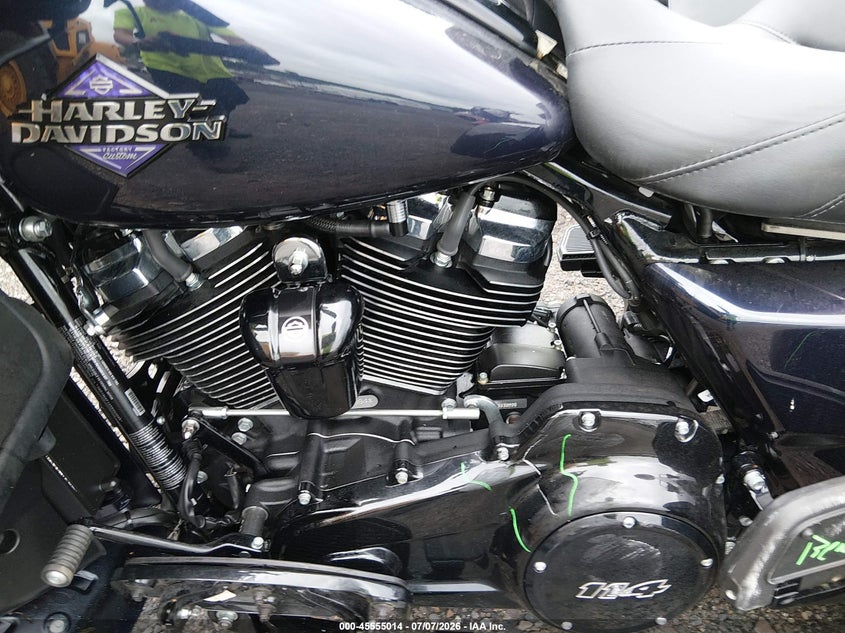 2025 Harley-davidson Tri glide ultra VIN 1HD1MAF14SB853084 IAAI salvage auction — ALL OVER, Salvage Title, sold $14,700 on 2026-08-27 (photo 9)