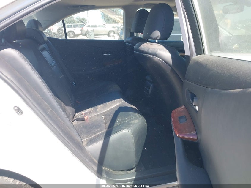 2010 Lexus Hs 250h VIN JTHBB1BA2A2011276 IAAI salvage auction — FRONT & REAR, Salvage (California), sold $1,600 on 2026-07-15 (photo 8)