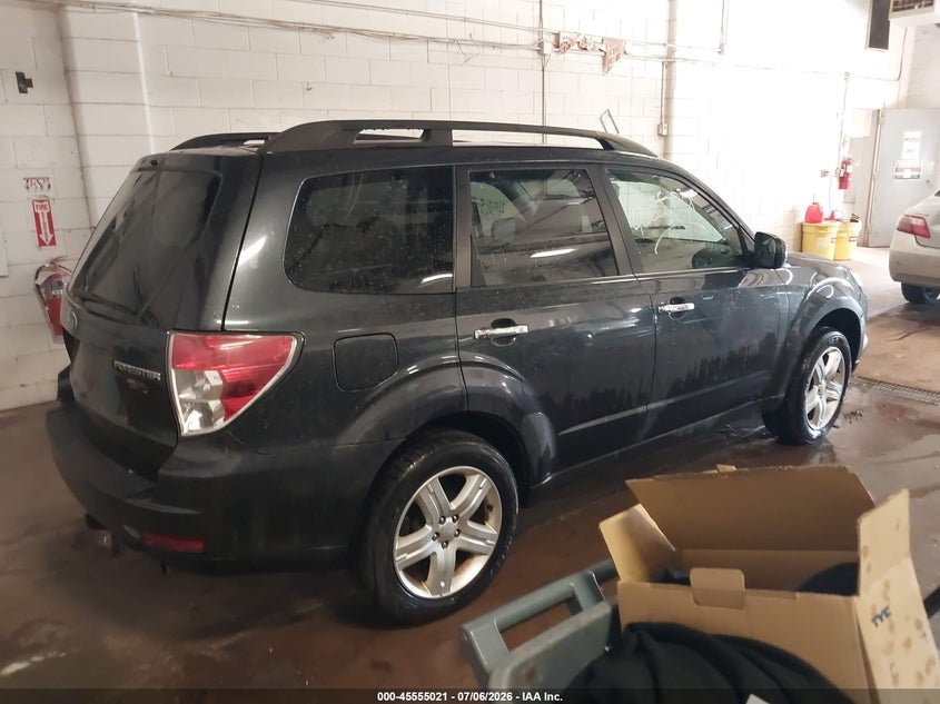 2010 Subaru Forester VIN JF2SH6CCXAH917638 IAAI salvage auction — NORMAL WEAR, Clear (Minnesota), sold $25 on 2026-07-15 (photo 4)