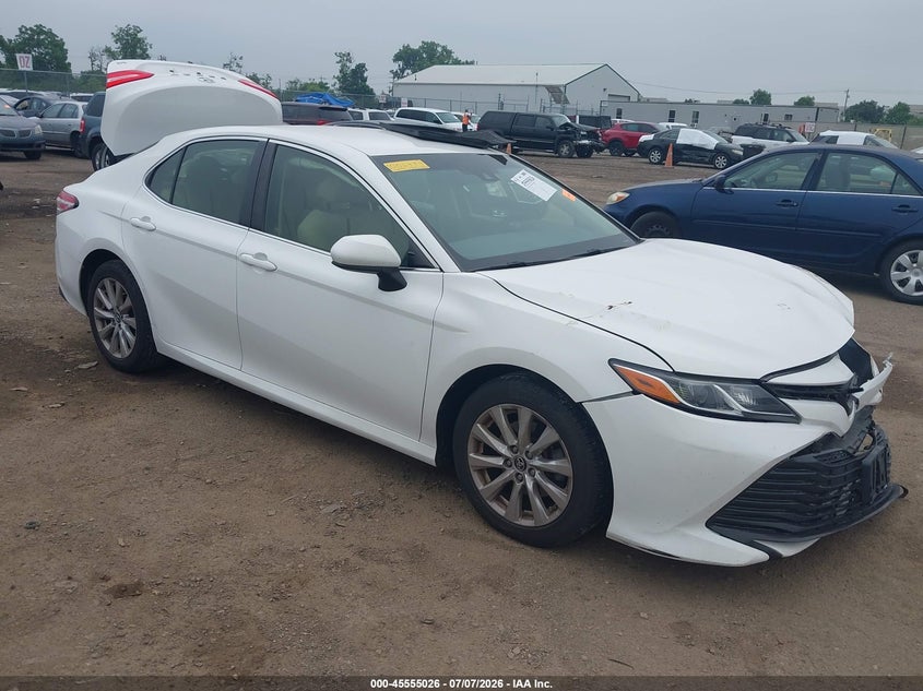 2018 Toyota Camry VIN JTNB11HK5J3006499 IAAI salvage auction — RIGHT FRONT, Salvage (Ohio), sold $1,950 on 2026-07-23 (photo 1)