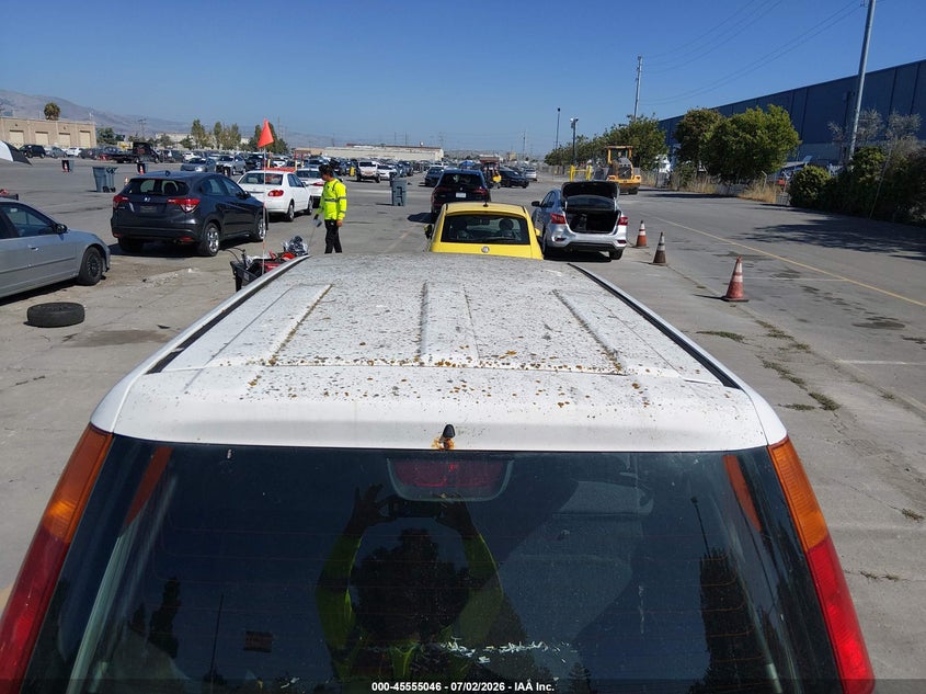 2001 Honda Cr-v VIN JHLRD18691C051848 IAAI salvage auction — NORMAL WEAR, Clear - Dealer Only (California), sold $550 on 2026-07-29 (photo 6)