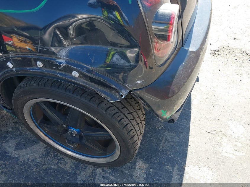 2006 Mini Cooper VIN WMWRC33526TJ78696 IAAI salvage auction — REAR END, Salvage (California), sold $475 on 2026-07-15 (photo 6)