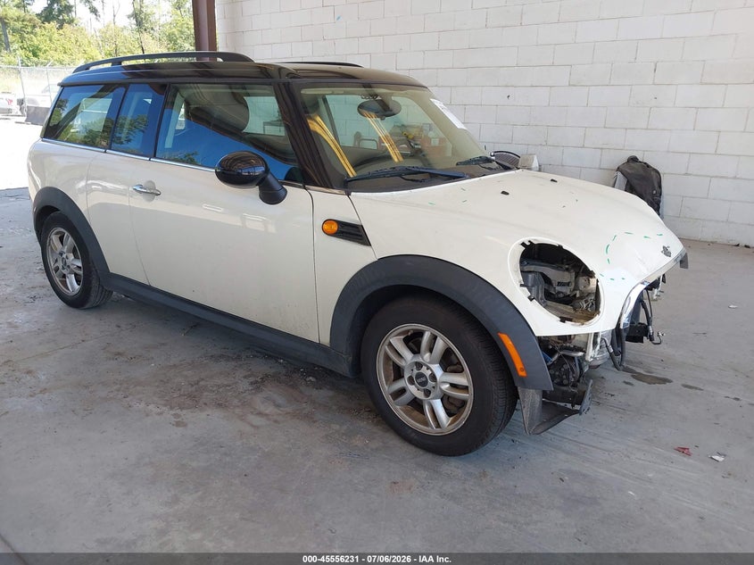 2012 Mini Clubman VIN WMWZF3C5XCT190176 IAAI salvage auction — FRONT END, Salvage Title, sold $575 on 2026-07-18 (photo 1)