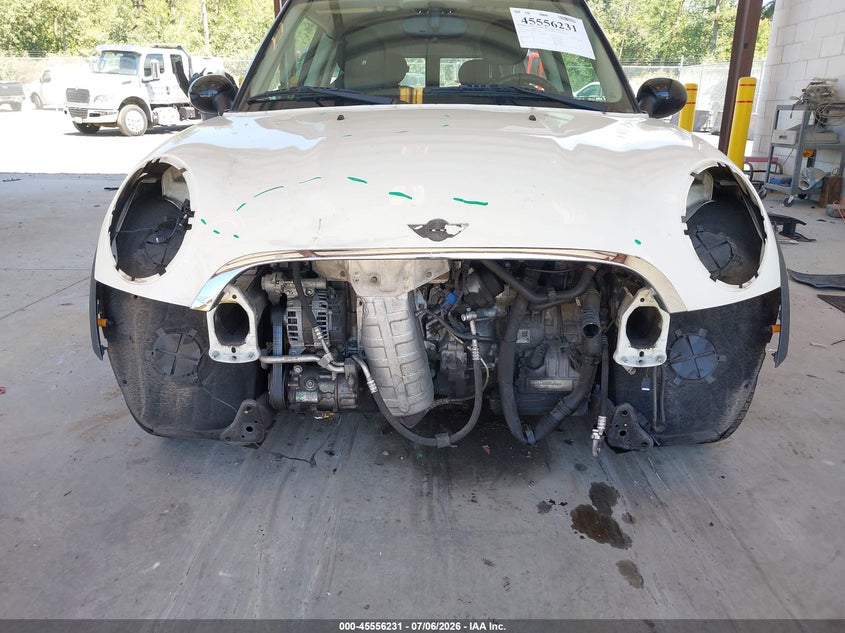 2012 Mini Clubman VIN WMWZF3C5XCT190176 IAAI salvage auction — FRONT END, Salvage Title, sold $575 on 2026-07-18 (photo 6)