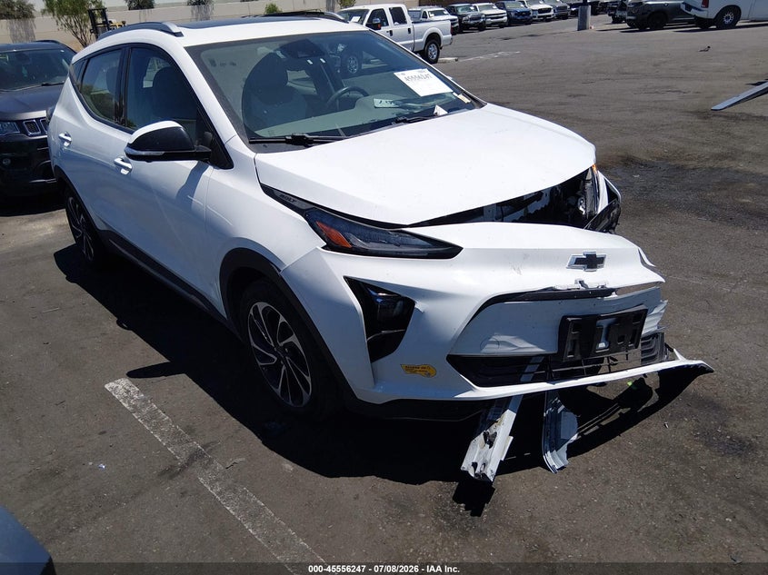 2022 Chevrolet Bolt euv VIN 1G1FZ6S08N4127877 IAAI salvage auction — FRONT END, Salvage Title, sold $5,450 on 2026-07-31 (photo 1)