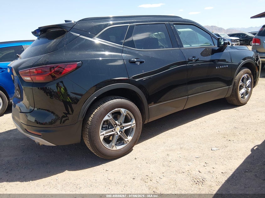 2024 Chevrolet Blazer VIN 3GNKBDRS9RS163323 IAAI salvage auction — LEFT FRONT, Salvage Title, sold $12,600 on 2026-07-09 (photo 4)