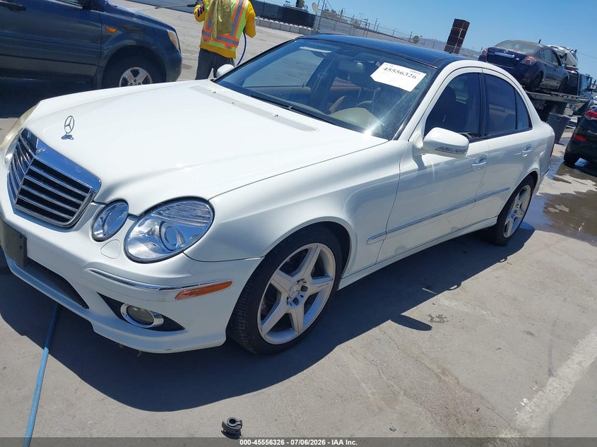 2009 Mercedes-benz E-class VIN WDBUF56X59B417101 IAAI salvage auction — NORMAL WEAR, Clear - Dealer Only (California), sold $750 on 2026-07-15 (photo 2)